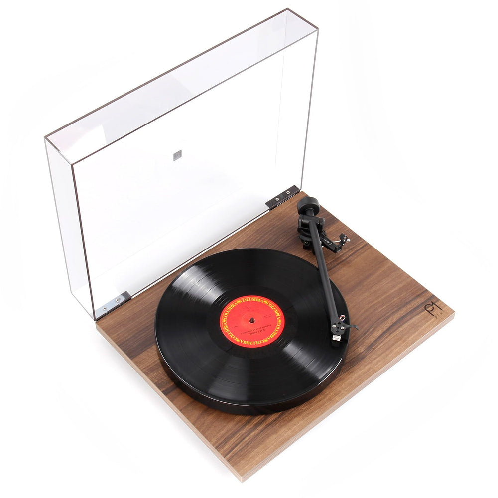 Rega Planar 1 Plus & AudioPro A28 Package