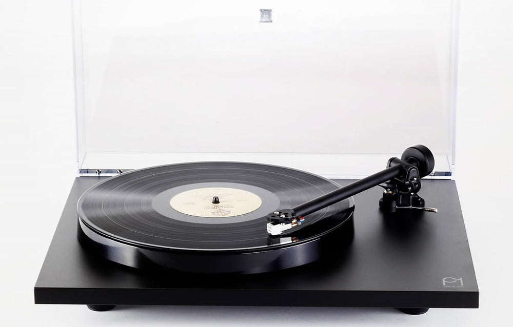 Rega P1 plus black